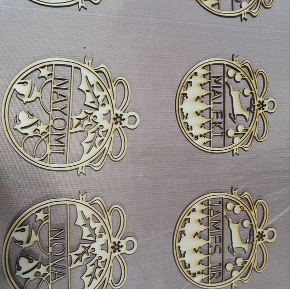 Custom ornaments - Picture 6 of 10